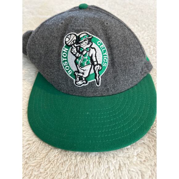 Boston Celtics Hat Gray Wool Blend Green Embroidered 7 1/2 New Era HWC - Picture 2 of 10